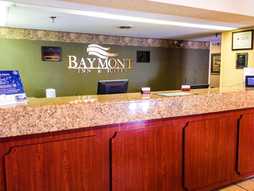 Hotel Baymont By Wyndham Wilmington Extérieur photo